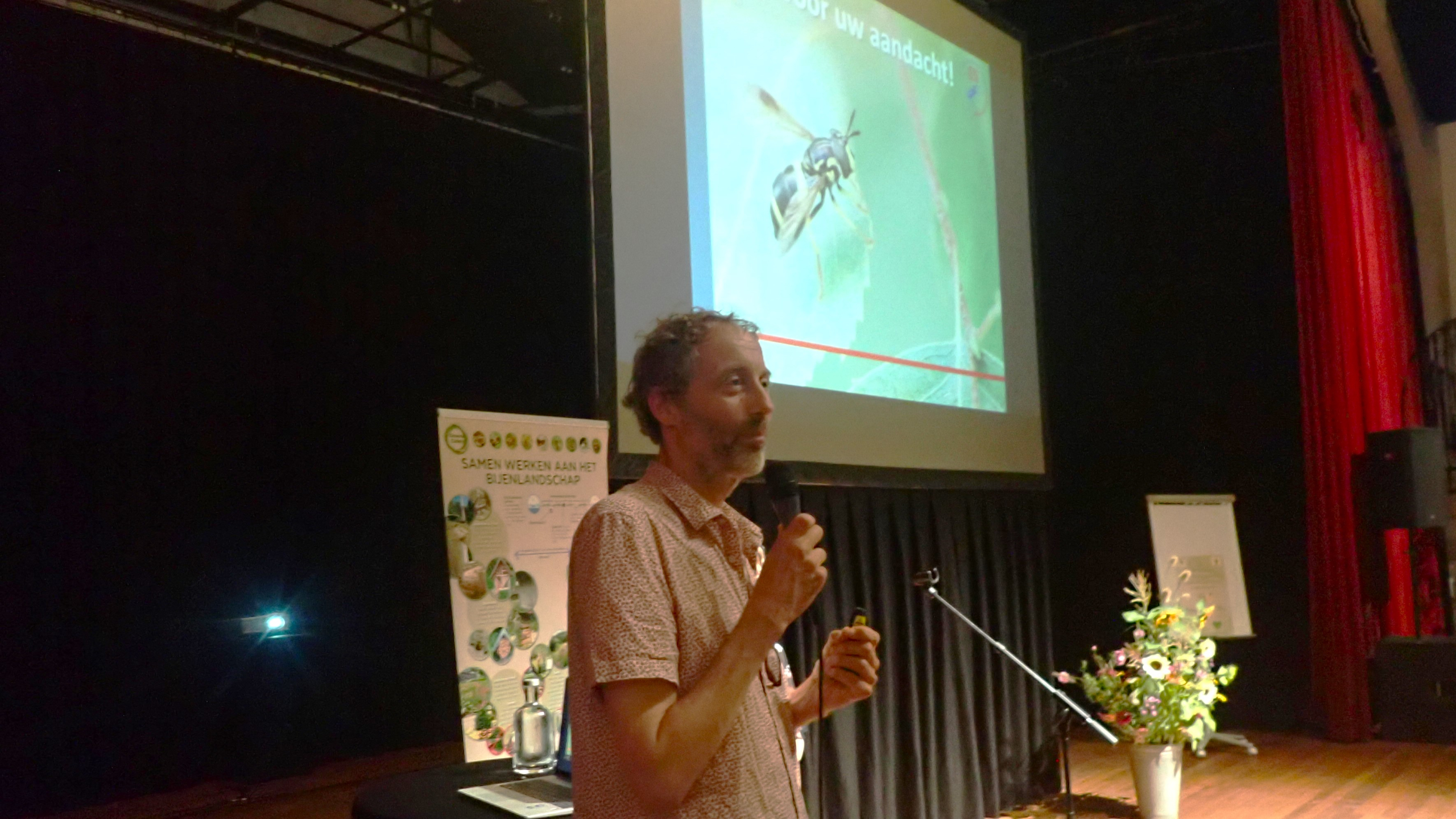 Menno Reemer beantwoordt vragen over zweefvliegen.