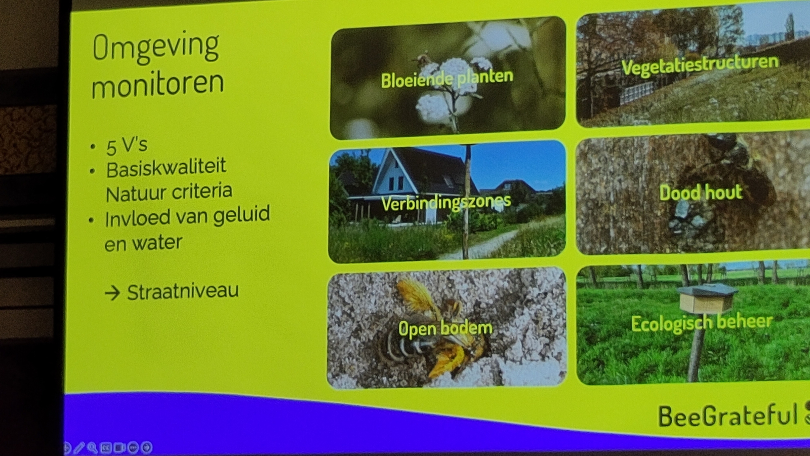 dia over monitoring van de omgeving in de workshop van Beegrateful en NIOO-KNAW